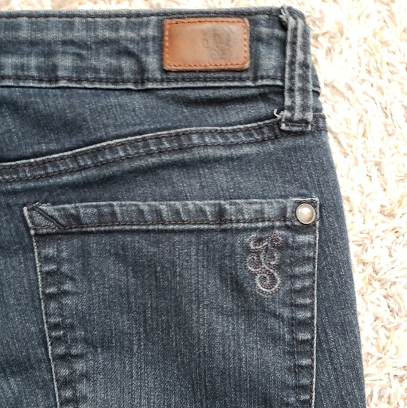 Jessica Simpson Kiss Me Jegging Jeans - Picture 3 of 6